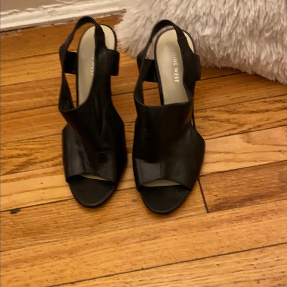 Sexy Nine West Leather dressy heels!